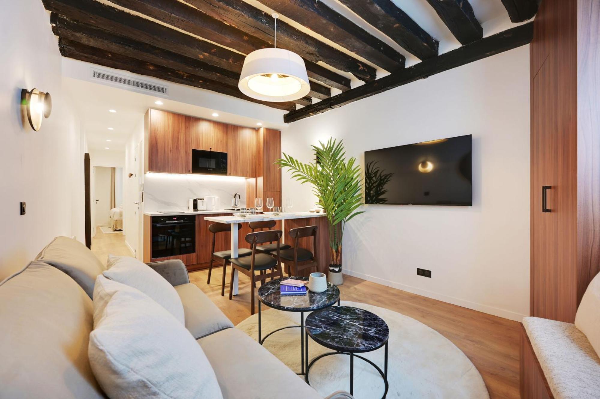 Chic - 1br-4p -ac- Marais-vosges Parijs