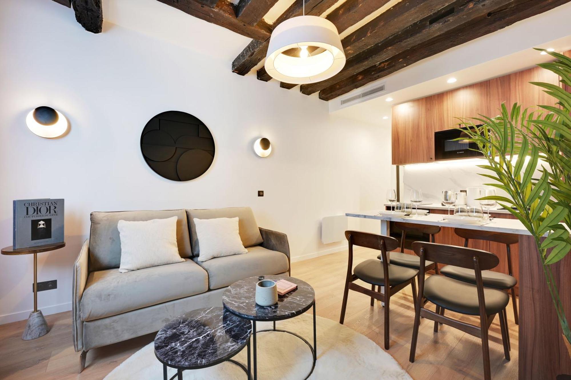 Appartement Chic - 1br-4p -ac- Marais-vosges *