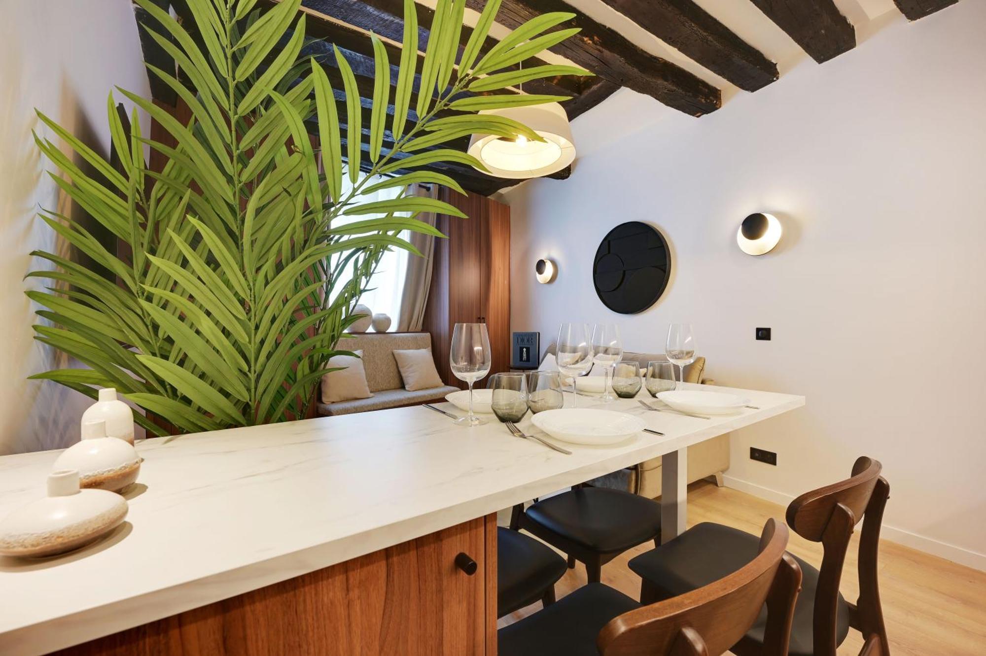 Appartement Chic - 1br-4p -ac- Marais-vosges